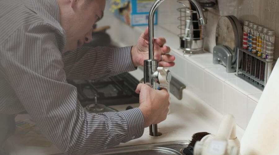 Professional sink repair in Arlington, IA